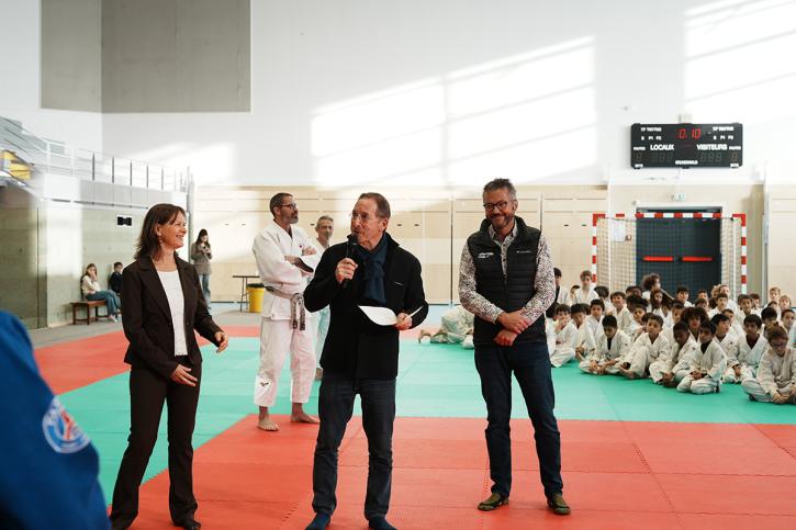 350 enfants accueillis par Philippe Pemezec, avec Nathalie Léandri et Antoine Chevrie.